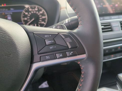 Used 2022 Nissan Altima 2.5 SR image 15