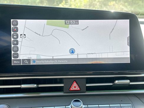 Used 2024 Hyundai Elantra SEL image 19