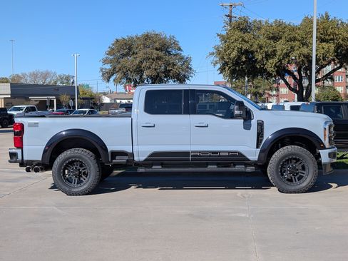 New 2026 Ford F250 Lariat w/ Black Appearance Package AWD/4WD image 3