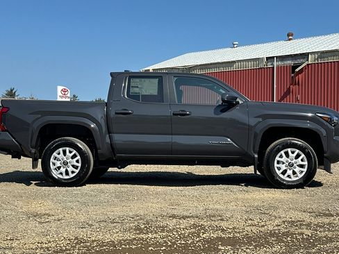 New 2025 Toyota Tacoma SR5 image 4