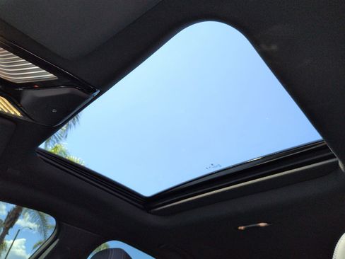 Used 2025 BMW i4 eDrive40 w/ M Sport Package image 28