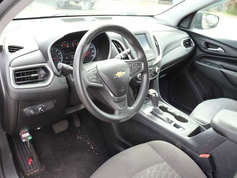 Used 2018 Chevrolet Equinox LT FWD image 10