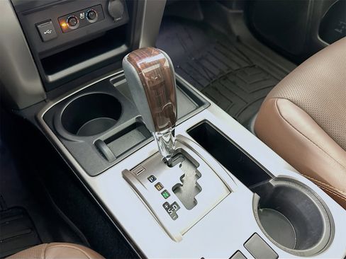 Used 2024 Toyota 4Runner Limited image 18