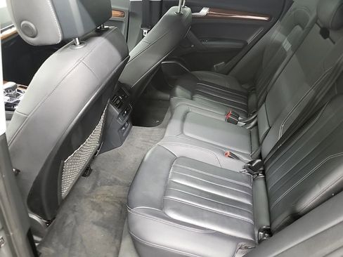 Used 2023 Audi Q5 2.0T Premium Plus w/ Premium Plus Package image 5