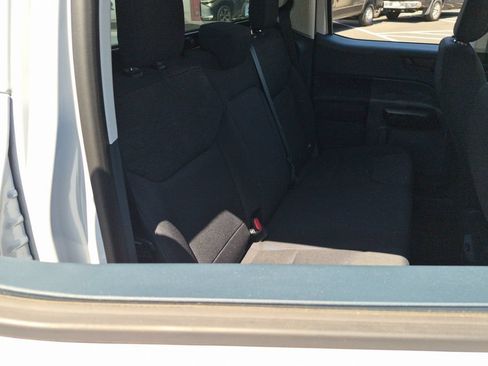 Used 2025 Ford Maverick XL FWD image 13