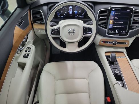 Used 2022 Volvo XC90 T8 Inscription Expression w/ Advanced Package AWD/4WD image 18