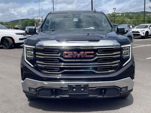 Used 2025 GMC Sierra 1500 SLT RWD image 8