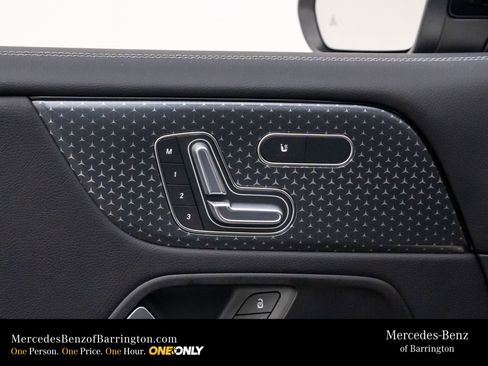 New 2026 Mercedes-Benz GLB 250 4MATIC image 16