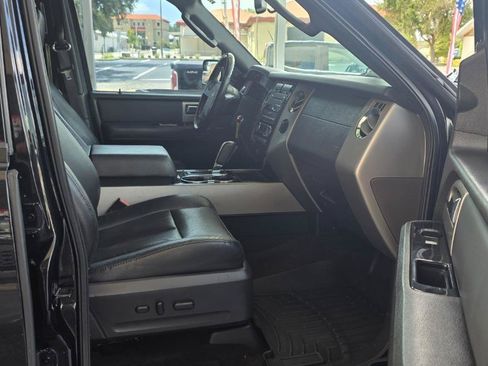 Used 2012 Ford Expedition Limited RWD image 35