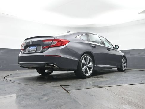 Used 2019 Honda Accord Touring image 32