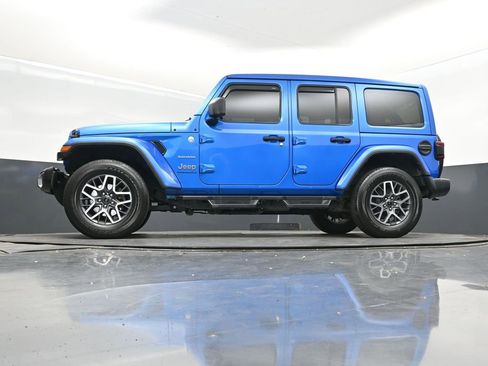 Used 2024 Jeep Wrangler Sahara w/ Technology Group image 42