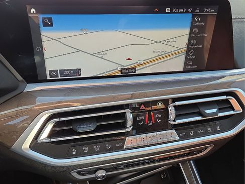 Used 2020 BMW X7 xDrive50i w/ Dynamic Handling Package AWD/4WD image 28