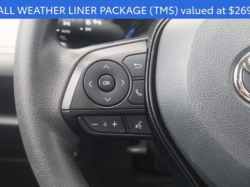 Certified 2021 Toyota RAV4 XLE w/ Convenience Package AWD/4WD image 6