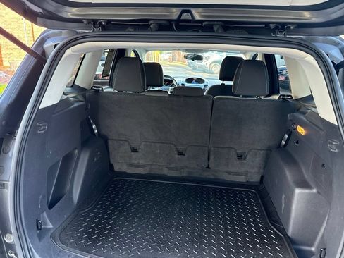 Used 2016 Ford Escape SE FWD image 5