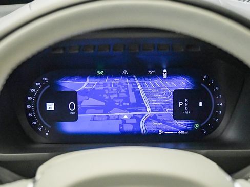 Certified 2023 Volvo XC90 B6 Ultimate w/ Protection Package Premier AWD/4WD image 25