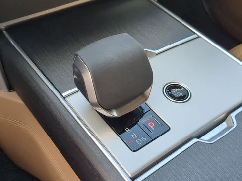 New 2026 Land Rover Range Rover SE AWD/4WD image 35