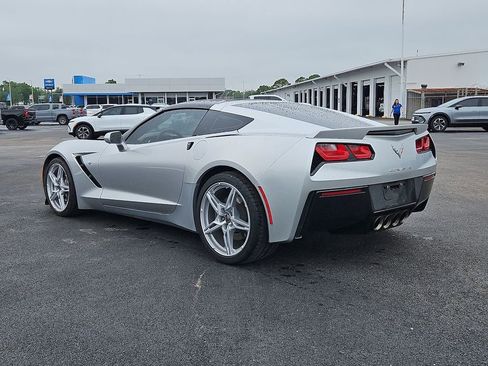 Used 2017 Chevrolet Corvette Stingray Coupe w/ 2LT Preferred Equipment Group RWD image 4