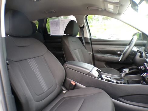 Certified 2025 Hyundai Tucson SEL AWD/4WD image 12