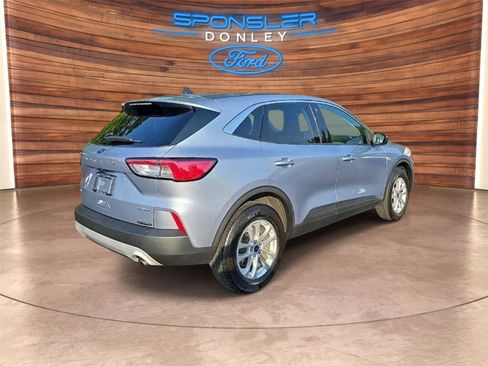 Used 2022 Ford Escape SE w/ Convenience Package image 7