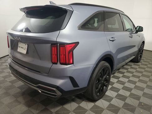 Used 2023 Kia Sorento SX image 5