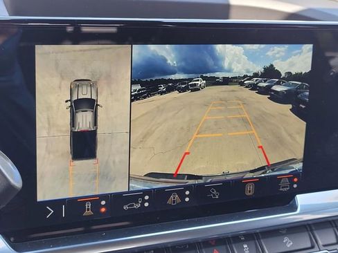 New 2026 GMC Sierra 2500 SLT w/ Texas SLT Premium Package AWD/4WD image 17