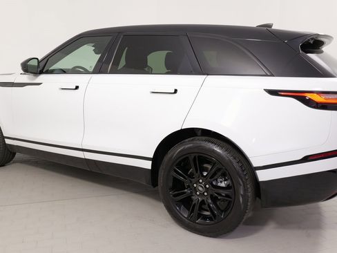 Used 2023 Land Rover Range Rover Velar R-Dynamic S image 15