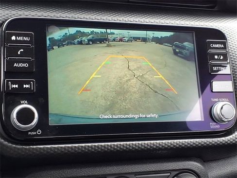 Used 2023 Nissan Kicks SV image 27