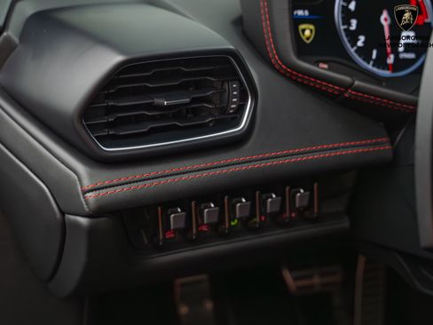 Used 2017 Lamborghini Huracan LP 580-2 image 27