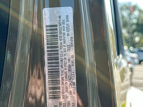 Used 2020 Jeep Gladiator Sport w/ Quick Order Package 24S image 31