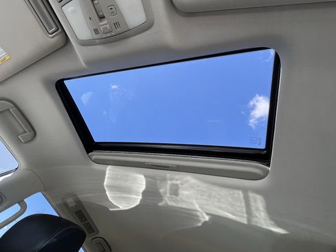 Used 2016 INFINITI QX80 2WD w/ Driver's Assistance Package image 28