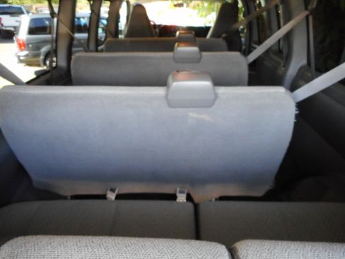 Used 2016 Chevrolet Express 3500 LT w/ LT Preferred Equipment Group image 16