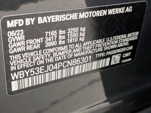 Used 2023 BMW i7 xDrive60 AWD/4WD image 16