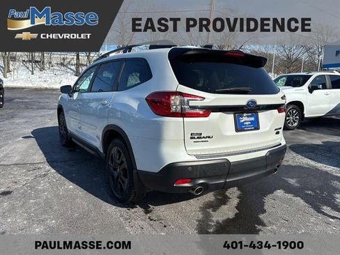 Used 2023 Subaru Ascent Onyx Edition image 4
