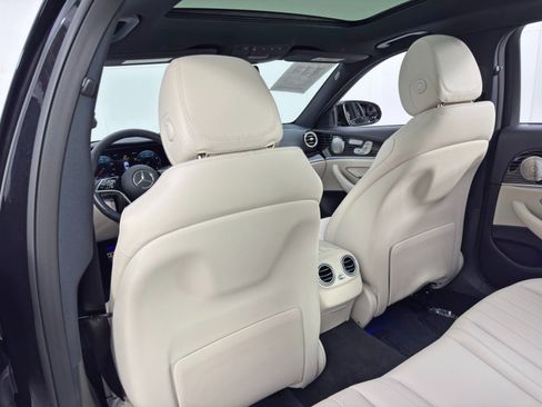 Used 2022 Mercedes-Benz E 450 4MATIC All-Terrain Wagon w/ Driver Assistance Package image 37