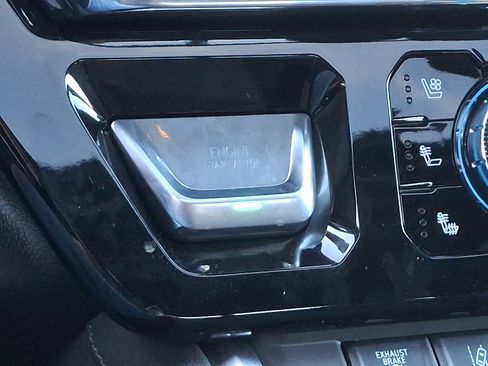 New 2025 GMC Sierra 2500 Denali w/ Denali Reserve Package image 23