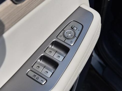 Used 2022 Hyundai Palisade SEL w/ 8P Bench Seat Package FWD image 8