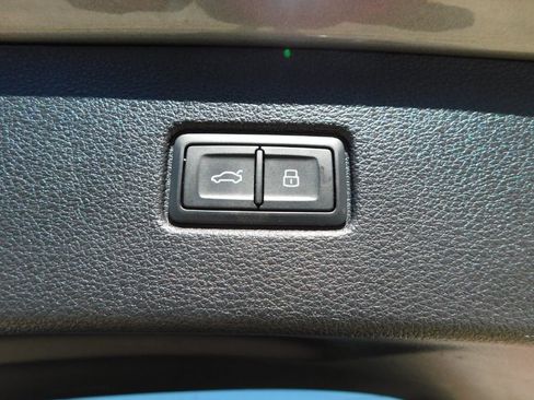 Used 2017 Audi Q7 3.0T Premium Plus image 20