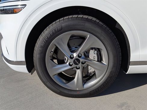 New 2026 Genesis GV70 2.5T image 9