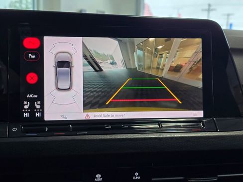 Used 2022 Volkswagen GTI Autobahn image 31