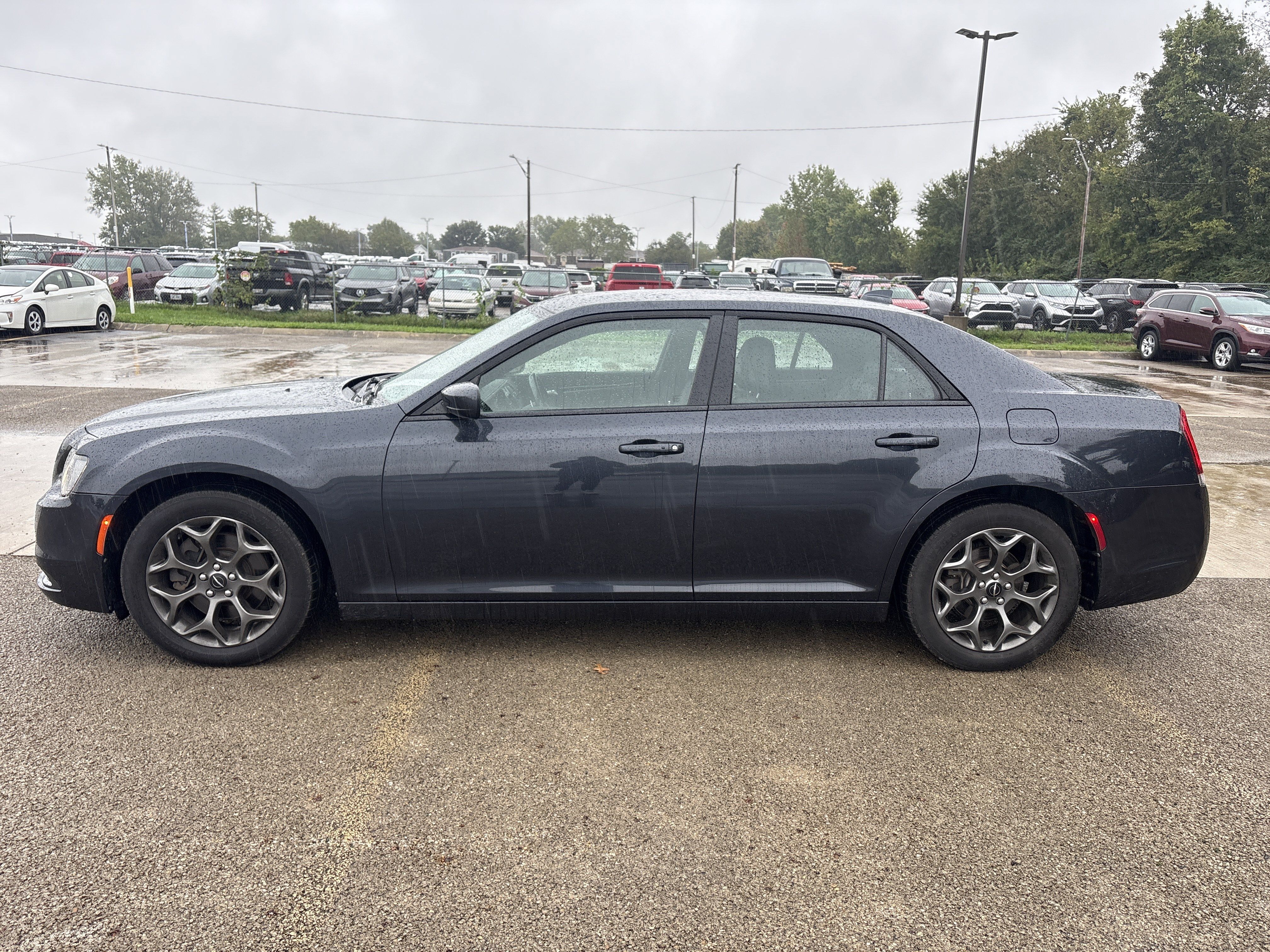 Used 2017 Chrysler 300 S AWD/4WD image 1