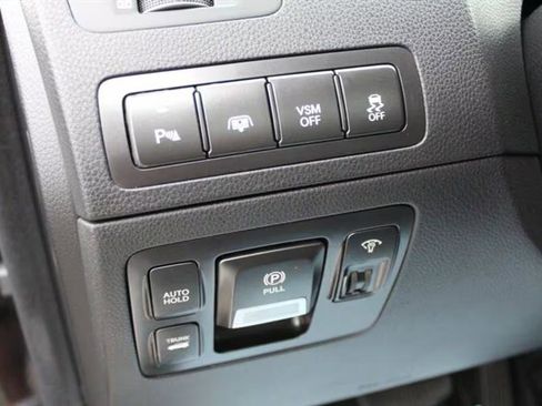 Used 2012 Hyundai Equus Signature image 10