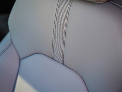 New 2025 Honda Pilot Touring image 33