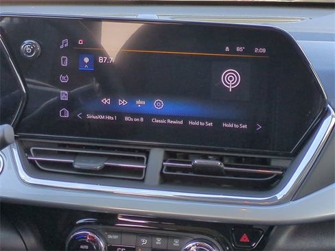 New 2026 Chevrolet Trax LT w/ Driver Confidence Package image 18