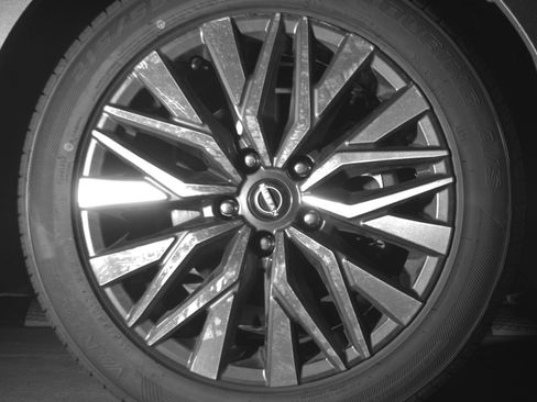 Used 2025 Nissan Altima 2.5 SV FWD image 13