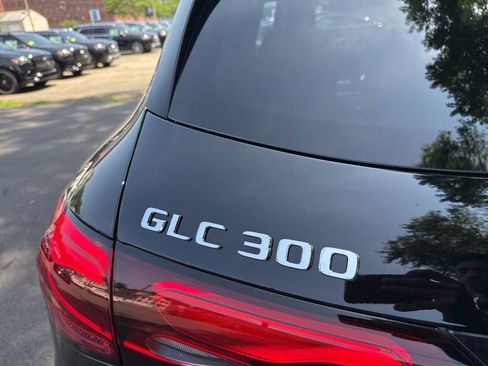 New 2025 Mercedes-Benz GLC 300 4MATIC image 10