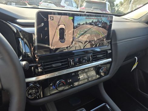 New 2026 Nissan Pathfinder Platinum w/ Cargo Package FWD image 13