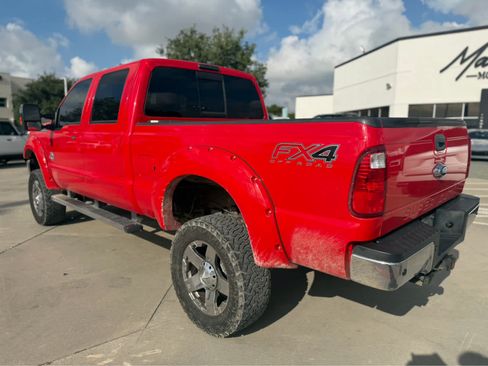 Used 2016 Ford F250 Lariat w/ Lariat Ultimate Package AWD/4WD image 2