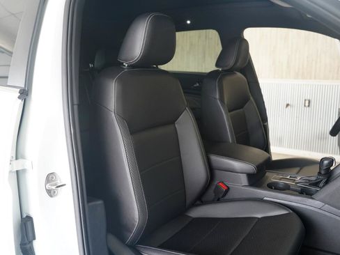 Used 2021 Volkswagen Atlas Cross Sport SE w/ Panoramic Sunroof Package FWD image 29