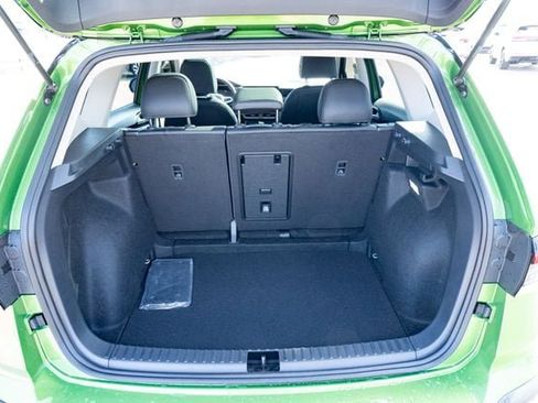 New 2026 Volkswagen Taos SE image 36