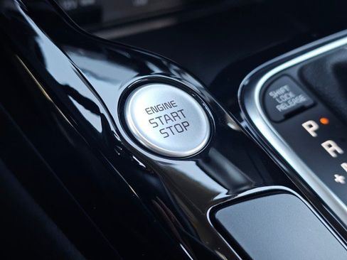 Used 2024 Kia Soul GT-Line FWD image 40